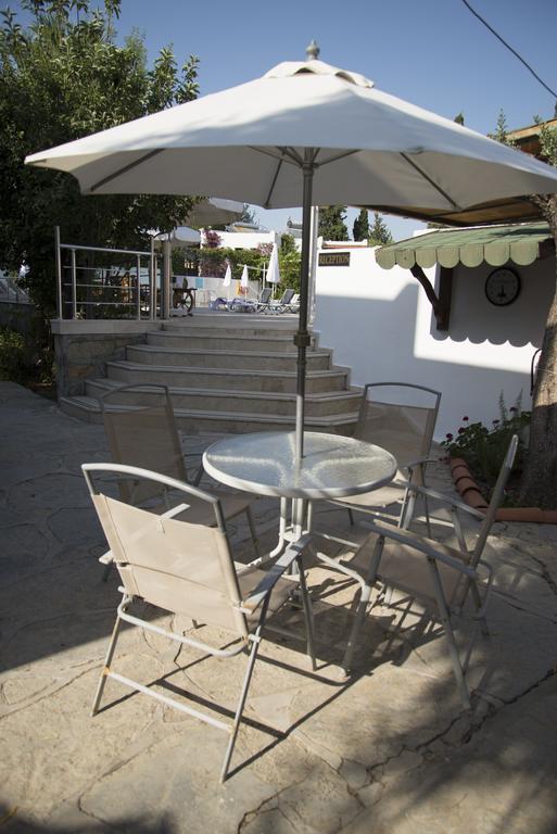 Dream Apart Bitez Exterior photo